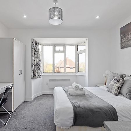 South Harrow Apartment Лондон Экстерьер фото