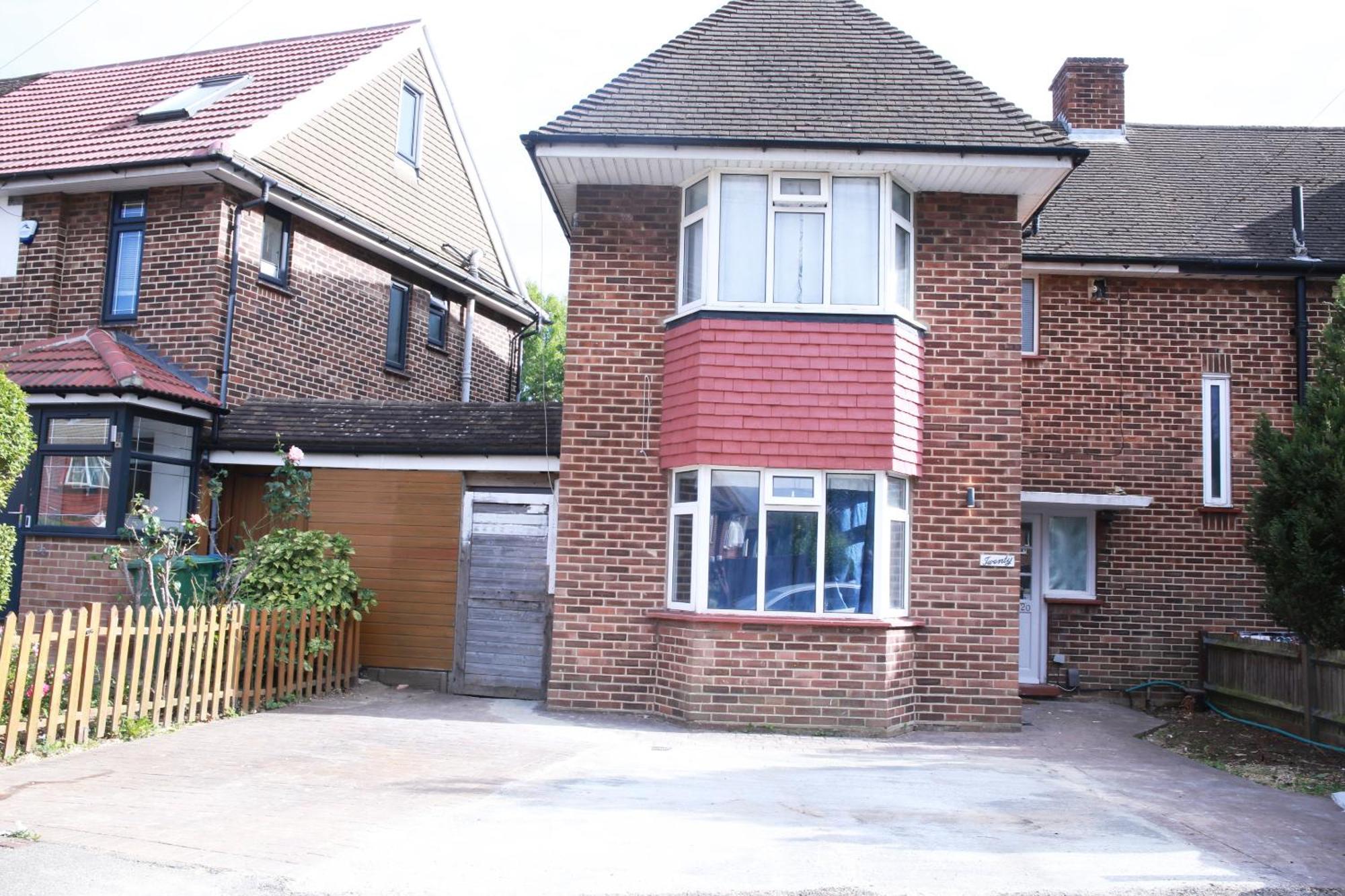 South Harrow Apartment Лондон Экстерьер фото