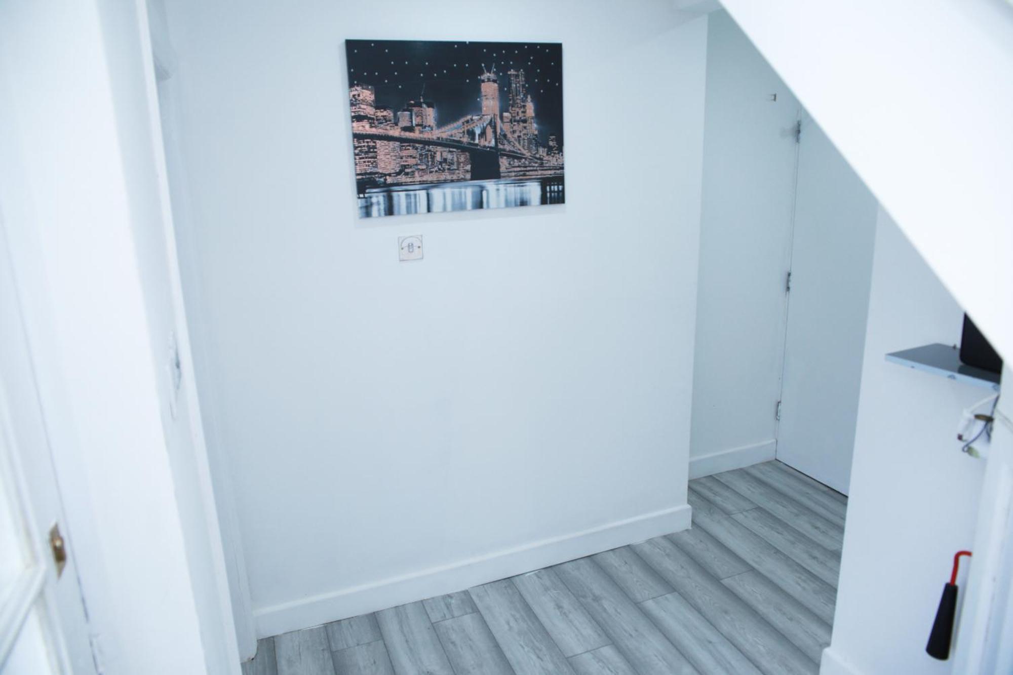 South Harrow Apartment Лондон Экстерьер фото