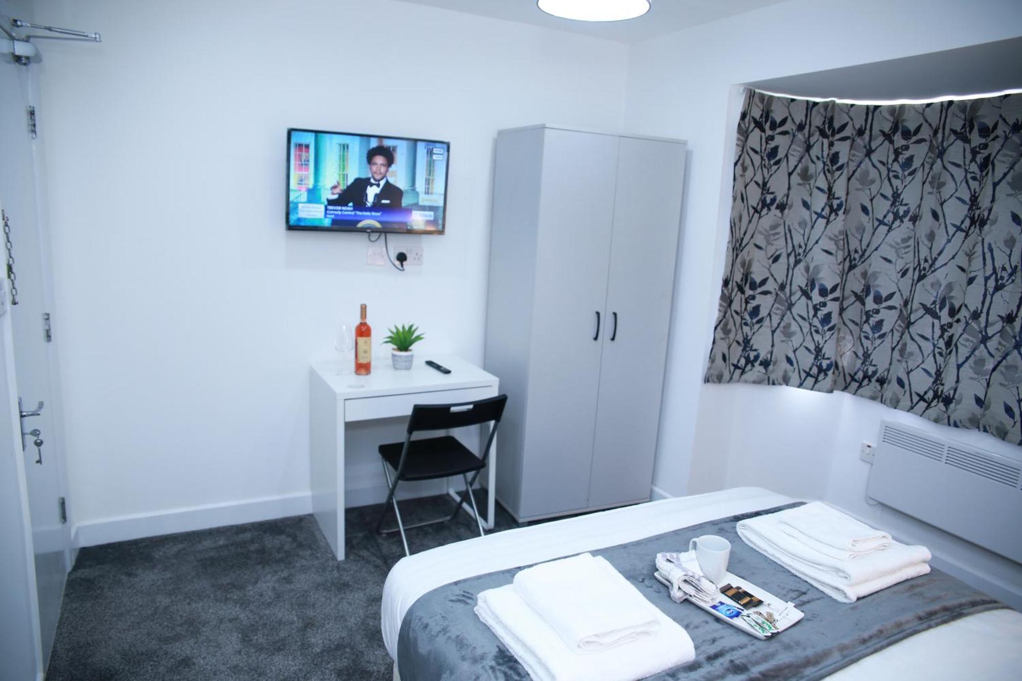 South Harrow Apartment Лондон Экстерьер фото