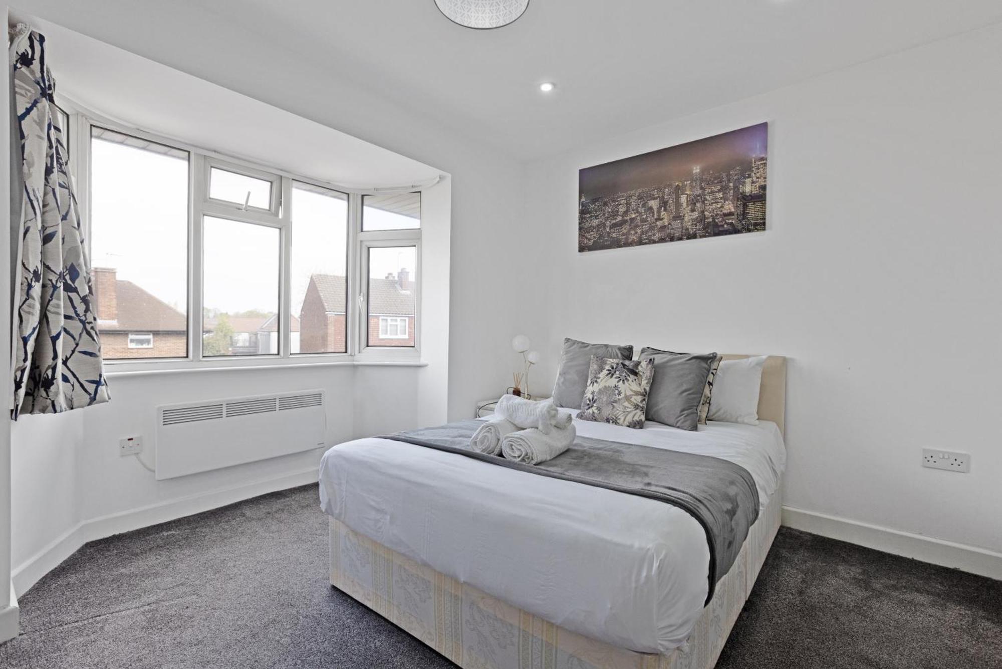 South Harrow Apartment Лондон Экстерьер фото