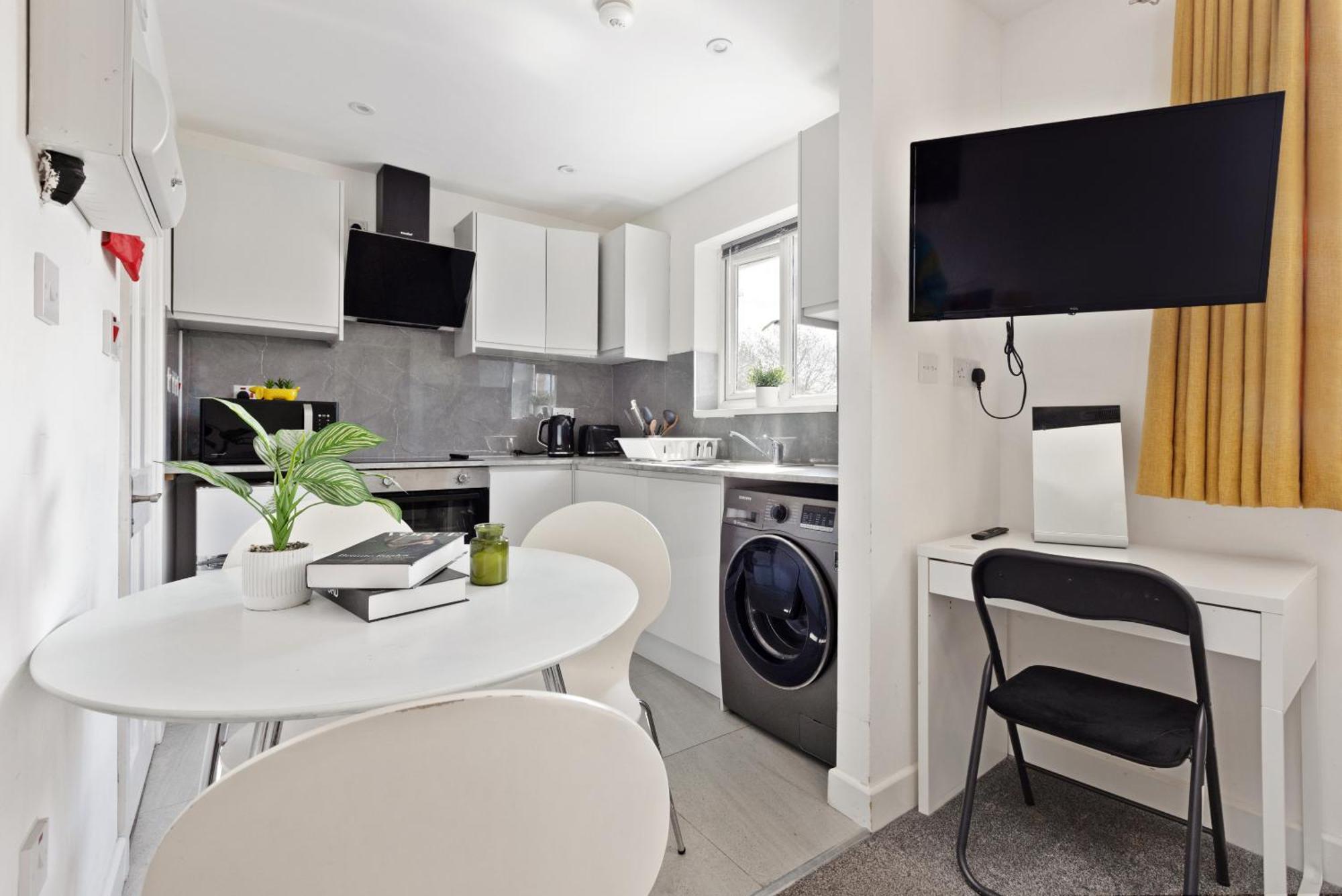 South Harrow Apartment Лондон Экстерьер фото